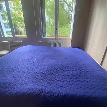 Апартаменты Quiet Furnished In Нёйи-сюр-Сен