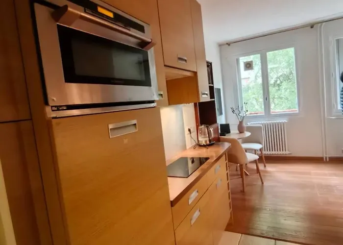 Quiet Furnished In *